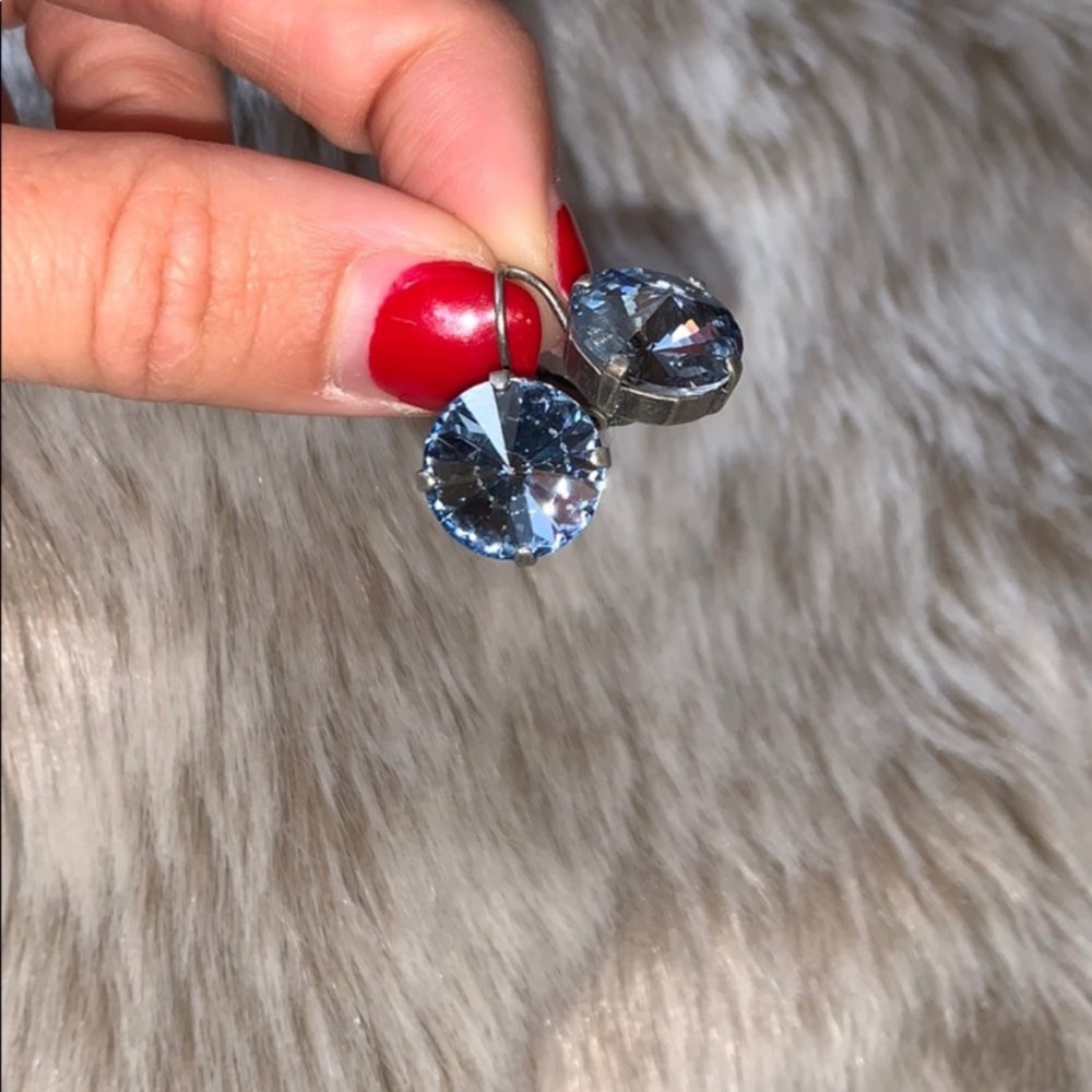 Danika cleat blue drop earring